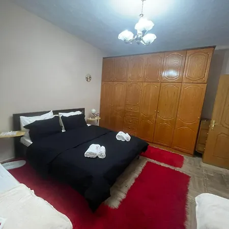 Ledi's * Gjirokastër